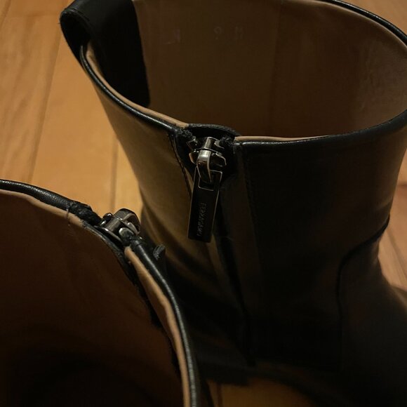FERRAGAMO Ankle Boots MSRP 1200 US 9 EU 42 Black Leather Grey Accent Side Zip main image 6